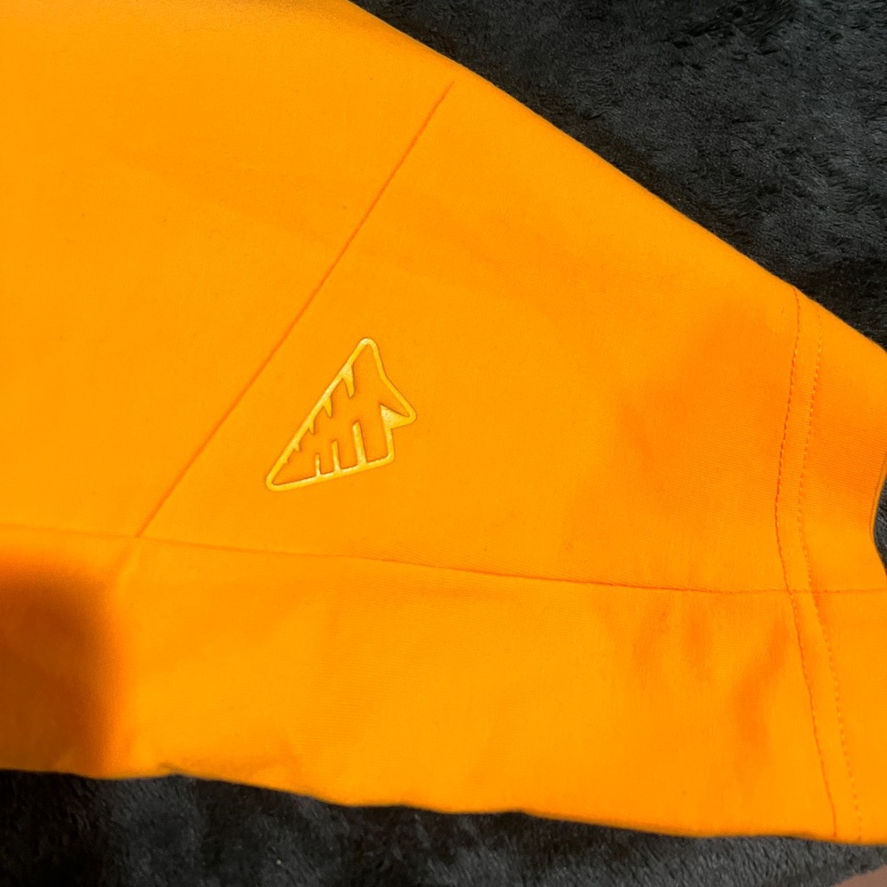 Paper plane yellow shorts men - Picture 3 of 5